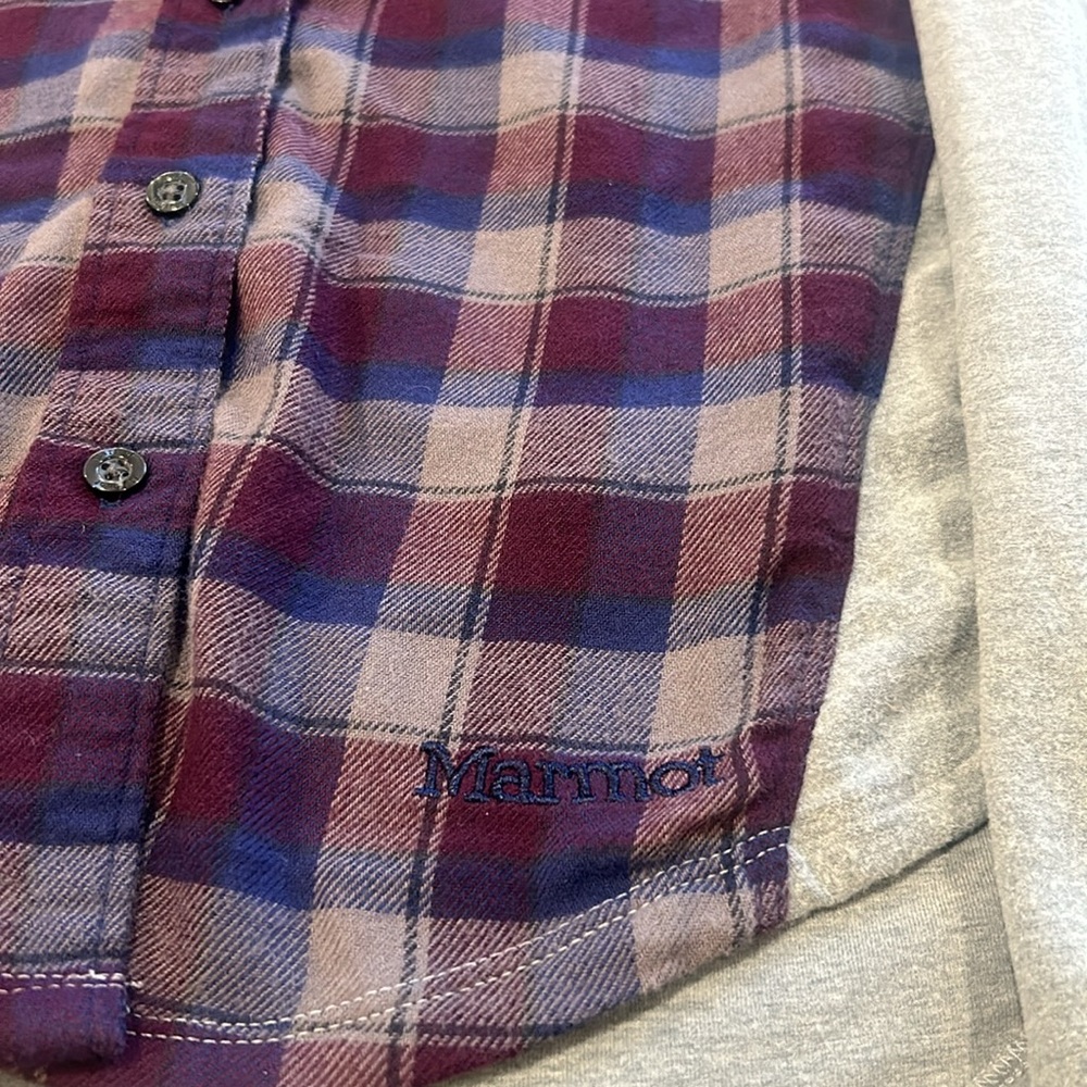 Marmot button down - Picture 2 of 5